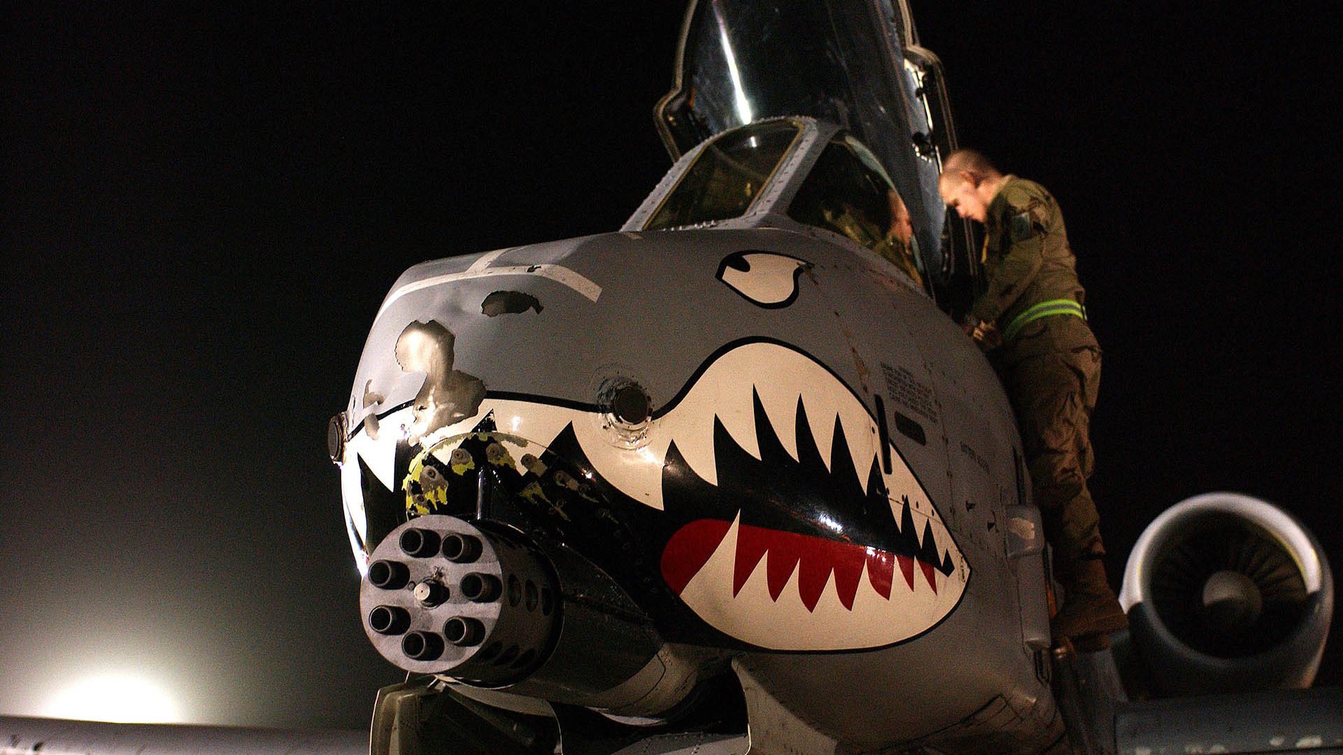 足球场馆智能安检系统覆盖主要城市,公共安全保障提升,足球场设备