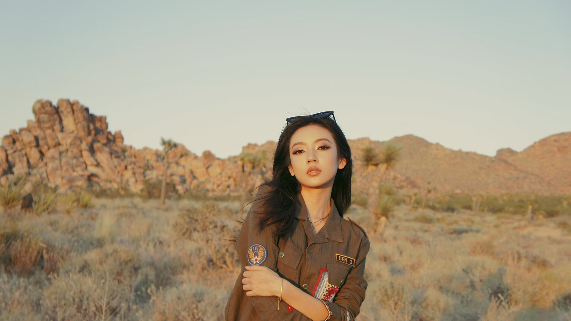 《湖人季后赛前景分析:詹姆斯和戴维斯能否带队走得更远?》,湖人顶薪续约戴维斯