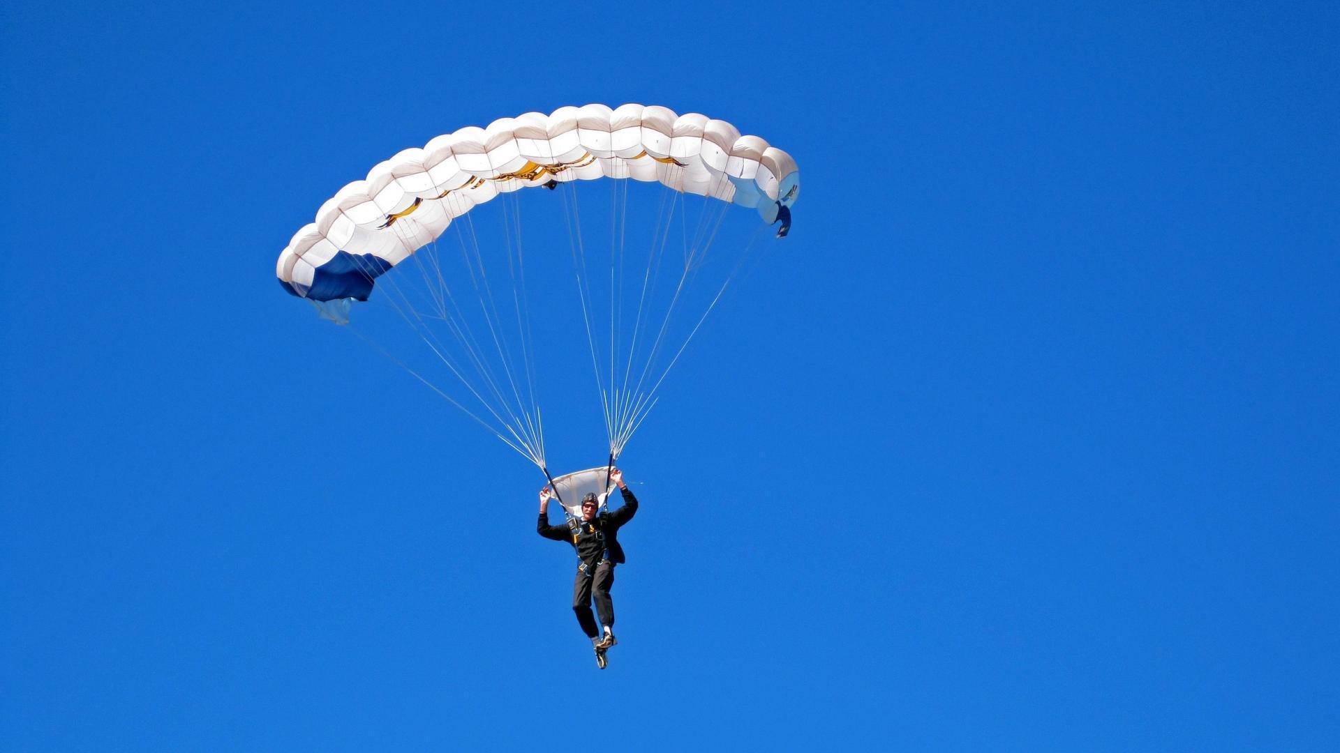 体育纪录片走进校园激发学生兴趣，体育科学纪录片